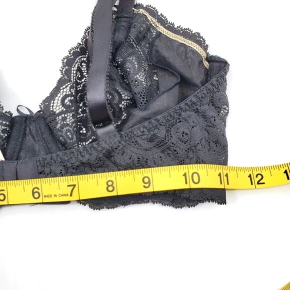 NWT Victoria's Secret Bra size 36C - Picture 6 of 8